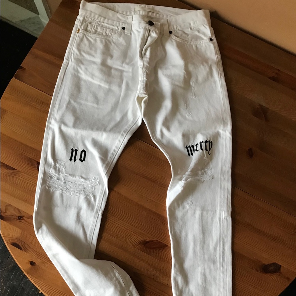 GOLDEN white jeans